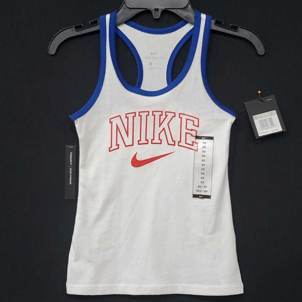 🆕️ Nike Racerback Tank - Picture 5 of 9